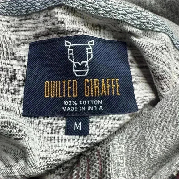 New QUILTED GIRAFFE Men’s Size Medium Hooded Sweater Burgendy Aztec Design NWT - Picture 8 of 10